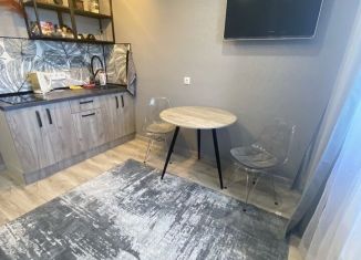 Сдам 1-комнатную квартиру, 35.8 м2, Тюмень, улица Голышева, 2к3