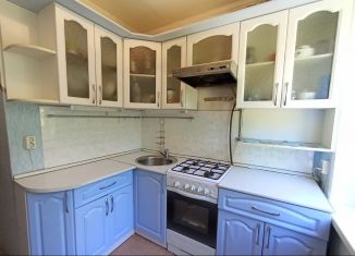 Продам двухкомнатную квартиру, 46 м2, Златоуст, 1-й квартал, 7