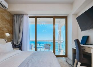 Продаю 1-ком. квартиру, 35 м2, Сочи, Морской переулок, 1/1Б, микрорайон Центральный