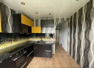 Сдаю в аренду 2-ком. квартиру, 54 м2, Обь, улица Военный Городок