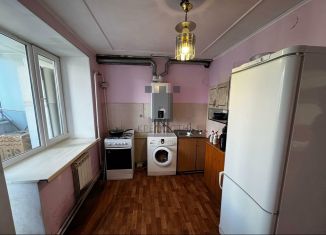 Продам 1-комнатную квартиру, 41.3 м2, Мелеуз, улица 50 лет ВЛКСМ, 45