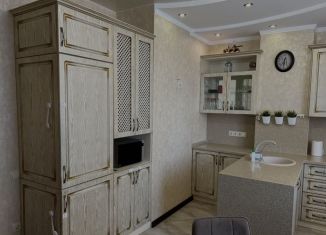 Сдается 2-ком. квартира, 70 м2, Ростов-на-Дону, улица Пацаева, 16/1, ЖК Звёздный