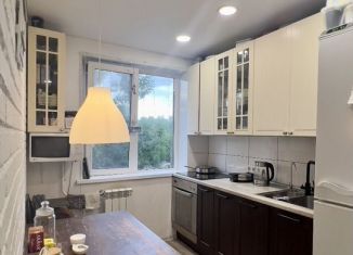 Продается трехкомнатная квартира, 68.1 м2, Тольятти, Приморский бульвар, 14