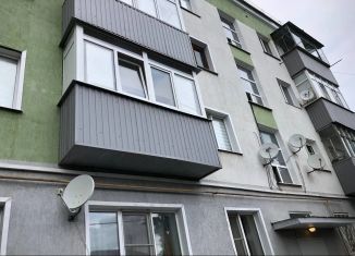 Продам 2-ком. квартиру, 43.5 м2, Валуйки, улица Степана Разина, 4