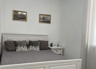 Сдаю в аренду 2-ком. квартиру, 43 м2, Махачкала, улица Лаптиева, 54