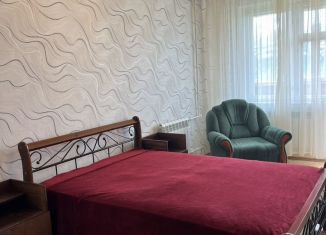 Сдаю в аренду трехкомнатную квартиру, 75 м2, Кингисепп, Крикковское шоссе, 24