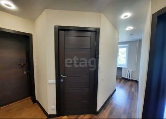 Продается 2-ком. квартира, 46.6 м2, Сарапул, улица Калинина, 14