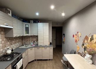 Продам однокомнатную квартиру, 35 м2, деревня Алтуховка, улица 70-летия Победы, 2