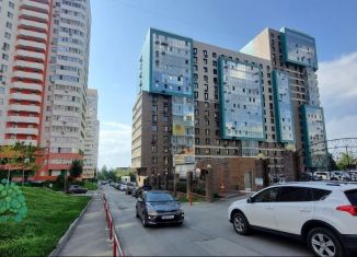 Продаю торговую площадь, 69.2 м2, Самара, метро Безымянка, Солнечная улица, 42