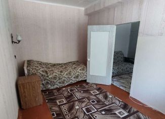 Продается 2-комнатная квартира, 36 м2, поселок городского типа Солнечнодольск, Молодёжная улица, 15В