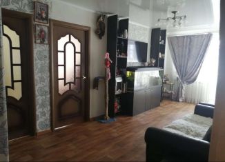 Продается 5-комнатная квартира, 98 м2, Красноуральск, улица Устинова, 106