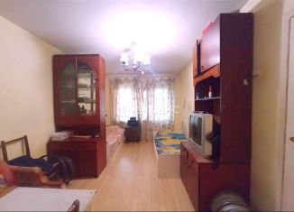 Продается 2-комнатная квартира, 44.8 м2, Смоленск, улица Маршала Соколовского, 10