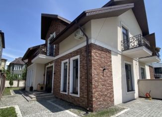 Сдам в аренду дом, 206 м2, Ессентуки, Курсовая улица, 9/1