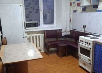 Сдаю в аренду однокомнатную квартиру, 30 м2, Ялуторовск, Тюменская улица, 61