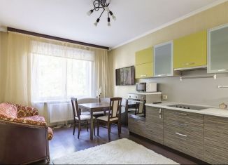 Сдается 3-ком. квартира, 120 м2, Санкт-Петербург, улица Моисеенко, 5, улица Моисеенко