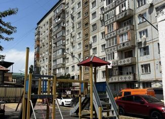Продажа четырехкомнатной квартиры, 83 м2, Махачкала, проспект Гамидова, 9А, Ленинский район