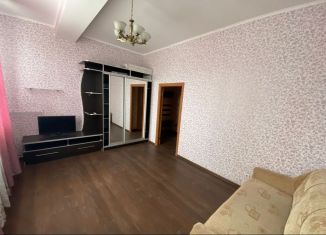 1-комнатная квартира в аренду, 42 м2, Симферополь, улица Тренёва, 21