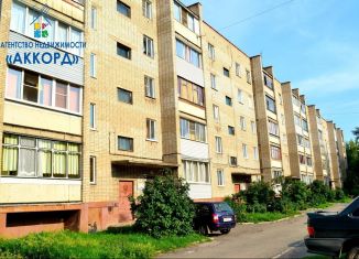 Продается 3-комнатная квартира, 59.6 м2, Новоалтайск, улица Анатолия, 31