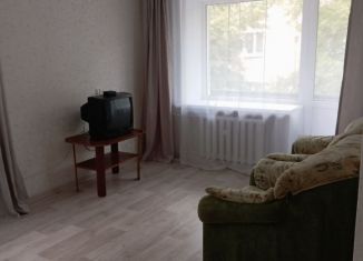 Аренда 1-комнатной квартиры, 32 м2, Кунгур, улица Голованова, 50