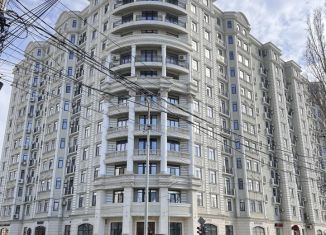 Продам 2-комнатную квартиру, 95 м2, Махачкала, улица Абубакарова, 67А, ЖК Имперский Дом