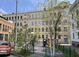 Продажа многокомнатной квартиры, 135.4 м2, Москва, улица Покровка, улица Покровка