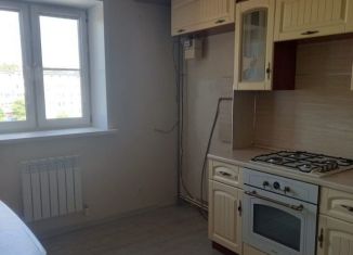 Продам 2-ком. квартиру, 51 м2, Тульская область, улица Микрорайон, 3