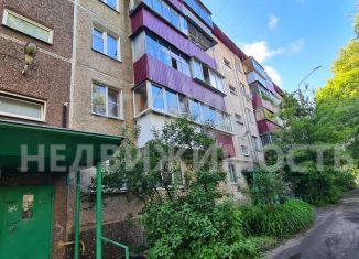 Продам 2-комнатную квартиру, 47.9 м2, Курская область, улица Гоголя, 49/51