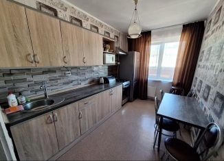 Аренда трехкомнатной квартиры, 70 м2, Волгоград, улица Янки Купалы, 67