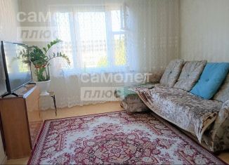 Продается трехкомнатная квартира, 55 м2, Удмуртия, Камбарская улица, 35