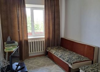 Сдам в аренду 2-комнатную квартиру, 60 м2, Республика Башкортостан, улица Куйбышева, 3