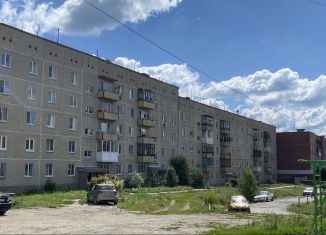 Продаю 4-комнатную квартиру, 84.4 м2, Камышлов, Карловарская улица, 2А