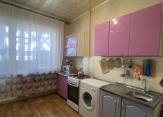 Продам однокомнатную квартиру, 38 м2, Астрахань, улица Бабаевского, 39