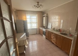 Продается 2-ком. квартира, 65 м2, Ставропольский край, улица Анджиевского, 138