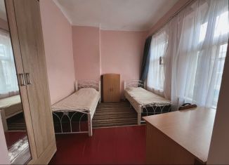 Продается 5-комнатная квартира, 98 м2, Владикавказ, проспект Мира, 14