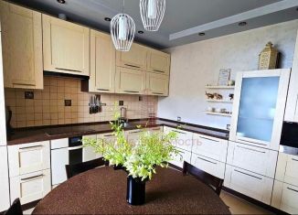 Продажа 4-ком. квартиры, 105 м2, Долгопрудный, Дирижабельная улица, 11