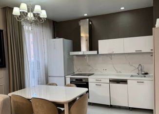 Продам трехкомнатную квартиру, 90 м2, Бийск, Советская улица, 206
