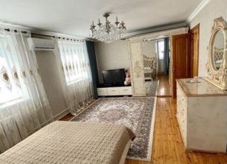 Сдача в аренду 3-ком. квартиры, 72 м2, Дербент, улица С. Габиева, 28