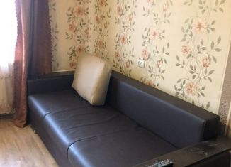 Комната в аренду, 14 м2, Санкт-Петербург, улица Подвойского, 50к1, метро Ладожская