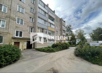 Продам трехкомнатную квартиру, 57 м2, Фурманов, Крестьянская улица, 2