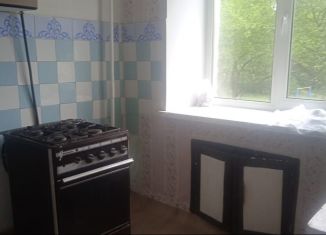 2-ком. квартира в аренду, 45 м2, Верхняя Салда, улица Карла Маркса, 45