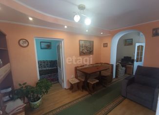 Продам 4-ком. квартиру, 88.8 м2, Феодосия, улица Чехова, 35