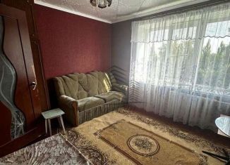 Продается 1-ком. квартира, 18 м2, Старый Оскол, микрорайон Горняк, 10