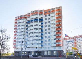 Продам 1-ком. квартиру, 37.2 м2, городской посёлок Янино-1, ЖК Яркий, Заводская улица, 18к1