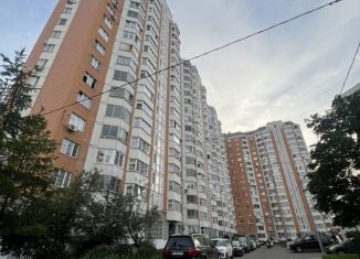 2-ком. квартира в аренду, 52.4 м2, Москва, улица Маршала Баграмяна, 1, район Люблино