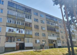 Продажа 3-комнатной квартиры, 66.6 м2, Реж, улица Калинина, 8