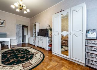 Продается пятикомнатная квартира, 146.9 м2, Санкт-Петербург, Верейская улица, 8