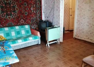 Сдам 2-ком. квартиру, 45 м2, Ефремов, улица Строителей, 53