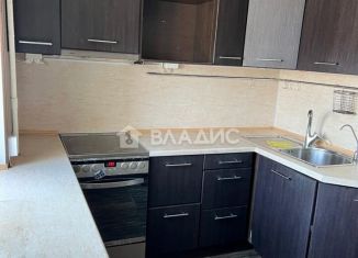 Продам 2-ком. квартиру, 53 м2, Амурская область, улица Калинина, 130