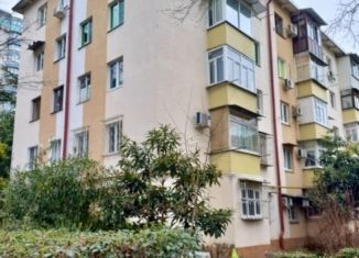 Продается трехкомнатная квартира, 60 м2, Краснодарский край, Красноармейская улица, 20