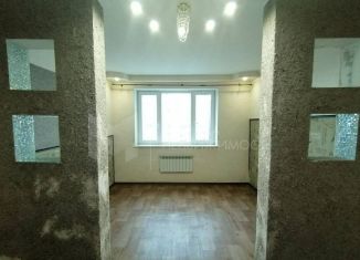 Продается 3-ком. квартира, 73.6 м2, Тюмень, улица Василия Гольцова, 2